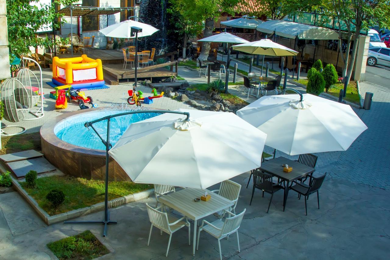 Aratta Hotel Argavand Kültér fotó