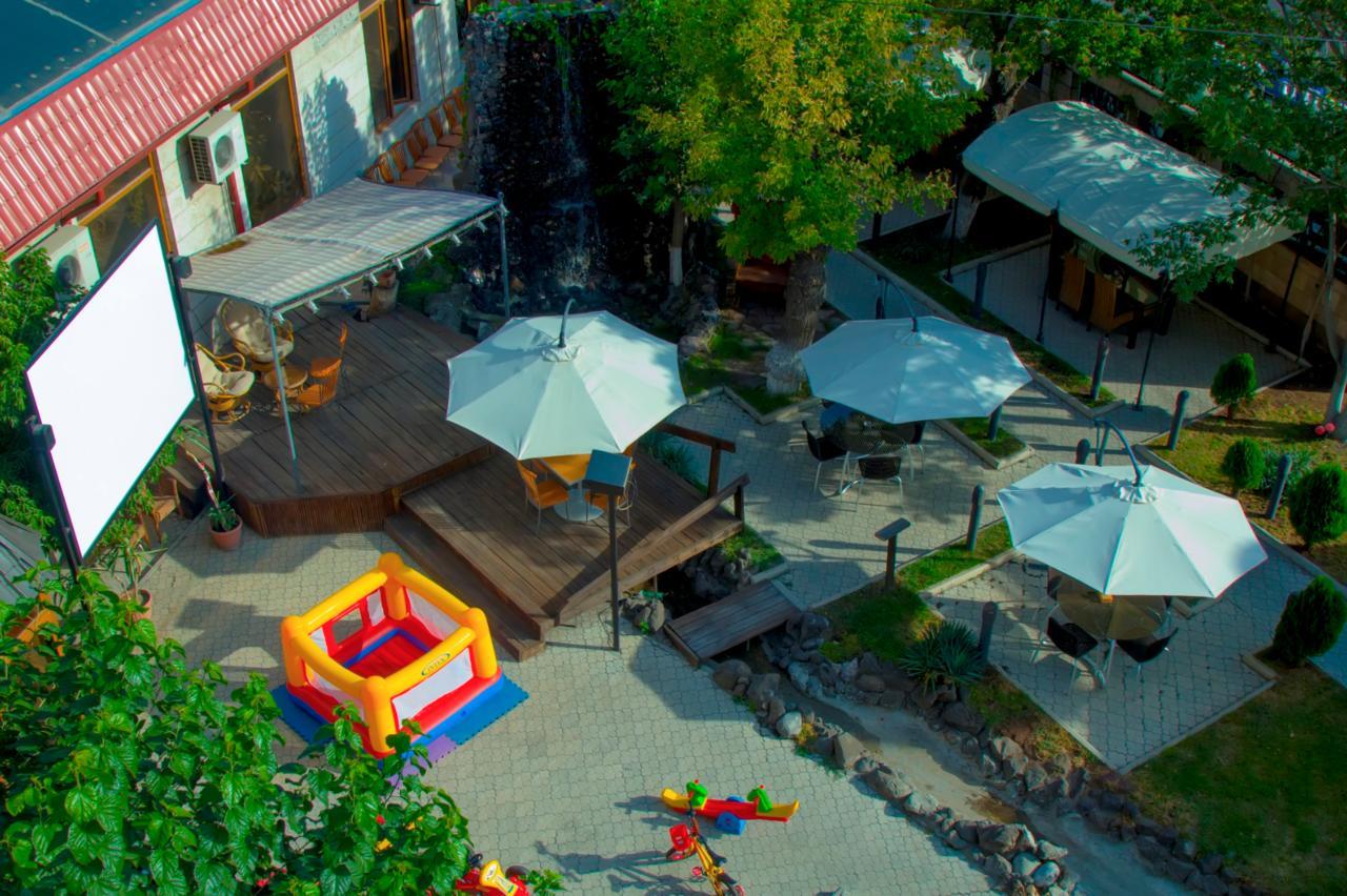 Aratta Hotel Argavand Kültér fotó