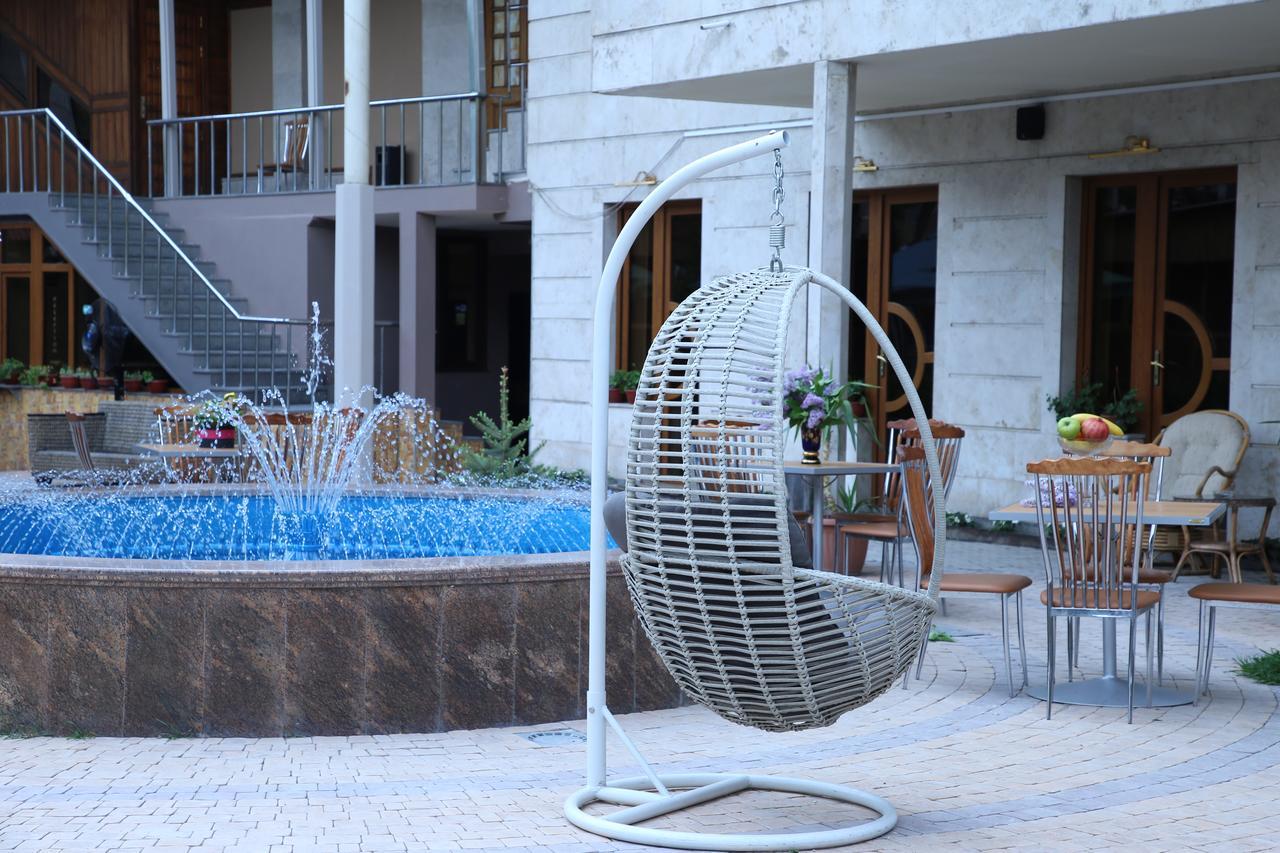 Aratta Hotel Argavand Kültér fotó